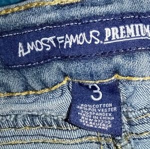Almost Famous size 3